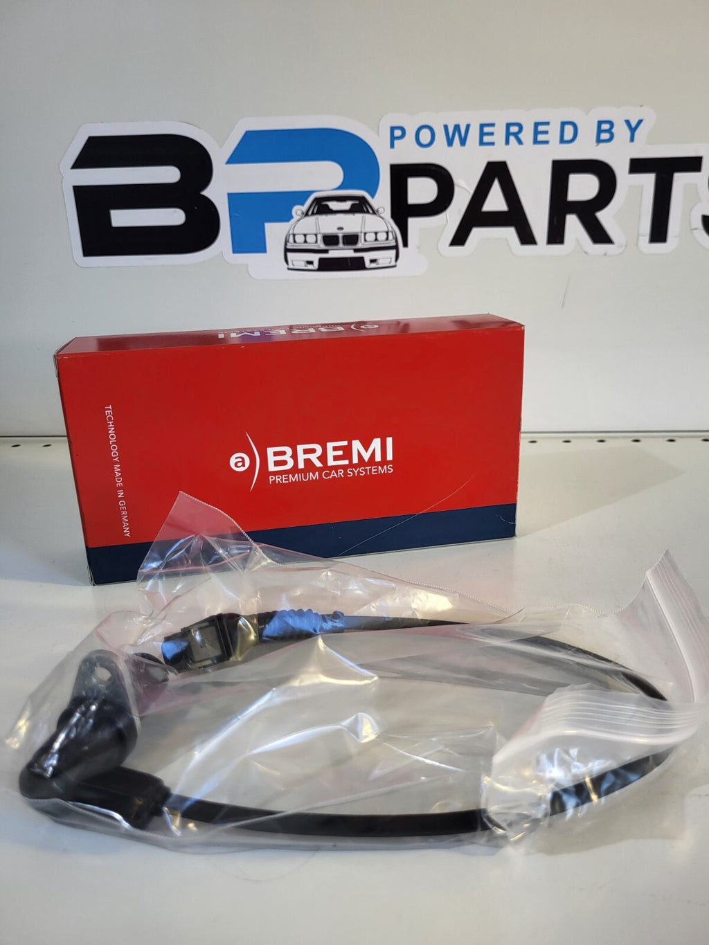 BMW Camshaft Position Sensor 12141703221