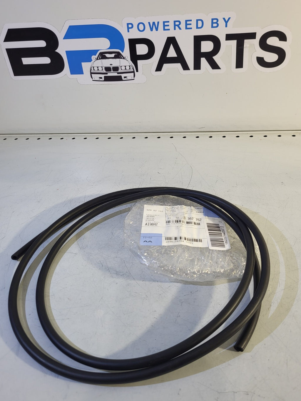 BMW E65 E90 E46 E81 Hose line (2 meters) 61668362762