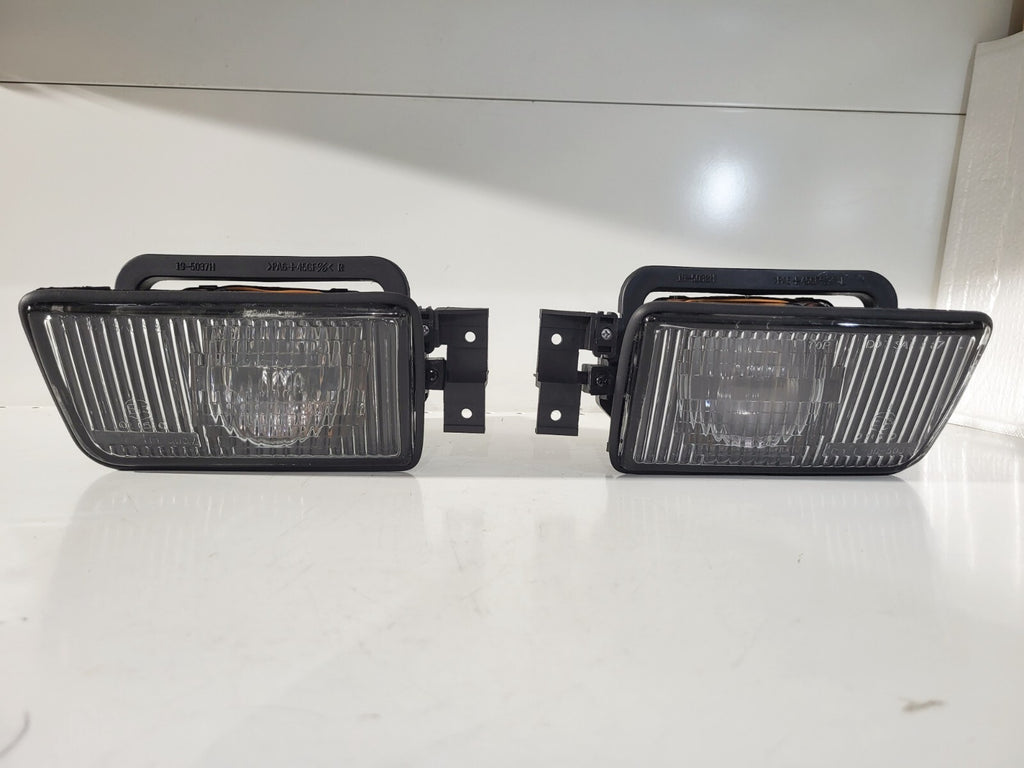 BMW E34 TYG Fog lights set 63178360941 63178360942