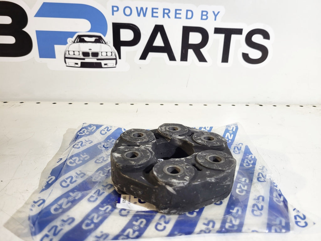 BMW X5E53 X5E70 X6E71 Universal joint 26117503159