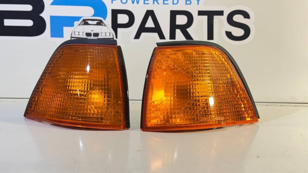 BMW E36 Right/ Left turn indicator 63138353278 63138353279