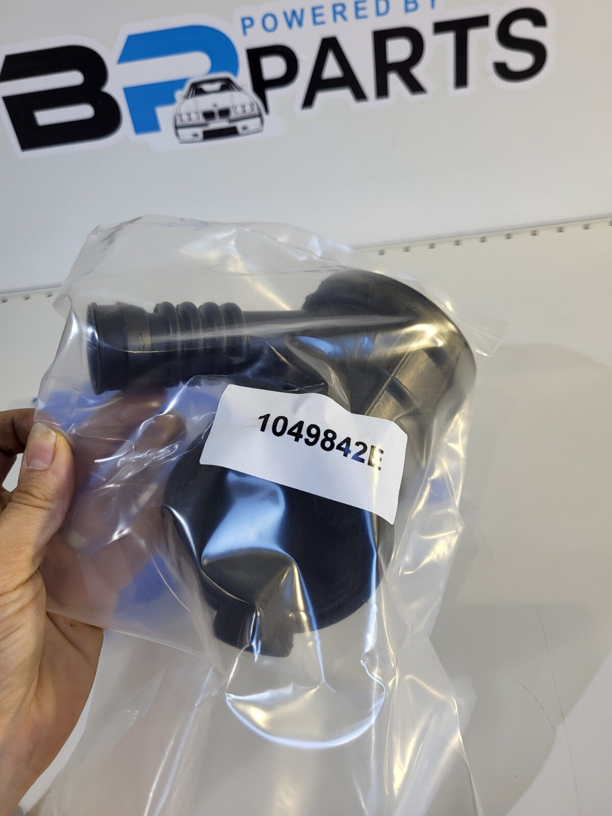 BMW E46, E39, E38, E36 Tube Elbow 13541435627