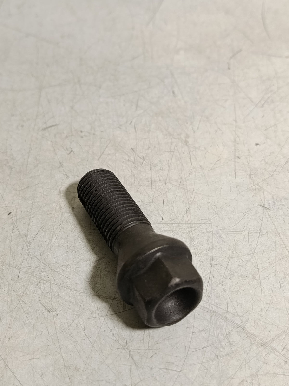 BMW SWAG M14X1,5 Wheel bolt black 20 91 8538 36136781152 1pc