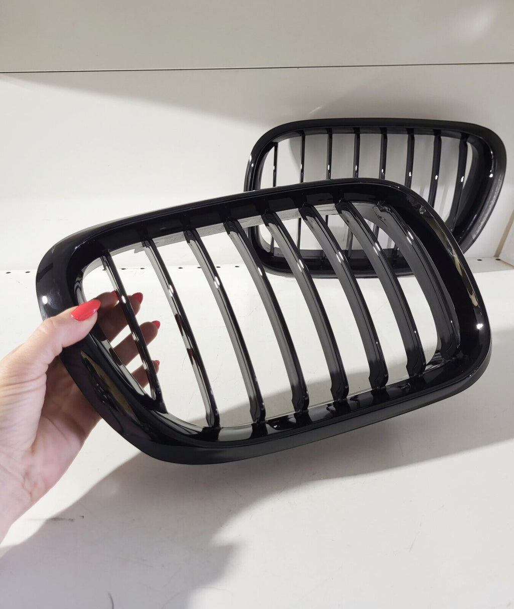 BMW X5 E53 front grille left,right, pre face-lift, gloss black 2000-2003,not OEM