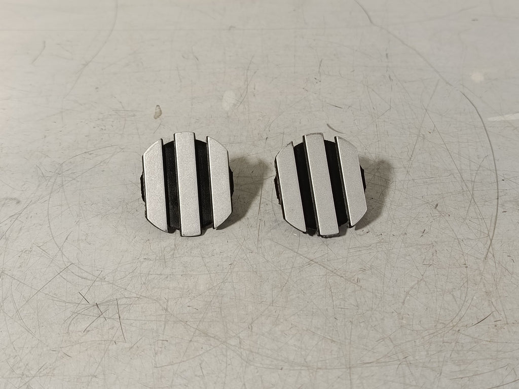 2PC BMW E34 E39 E46 E36 E60 E38 Cap 11121726089