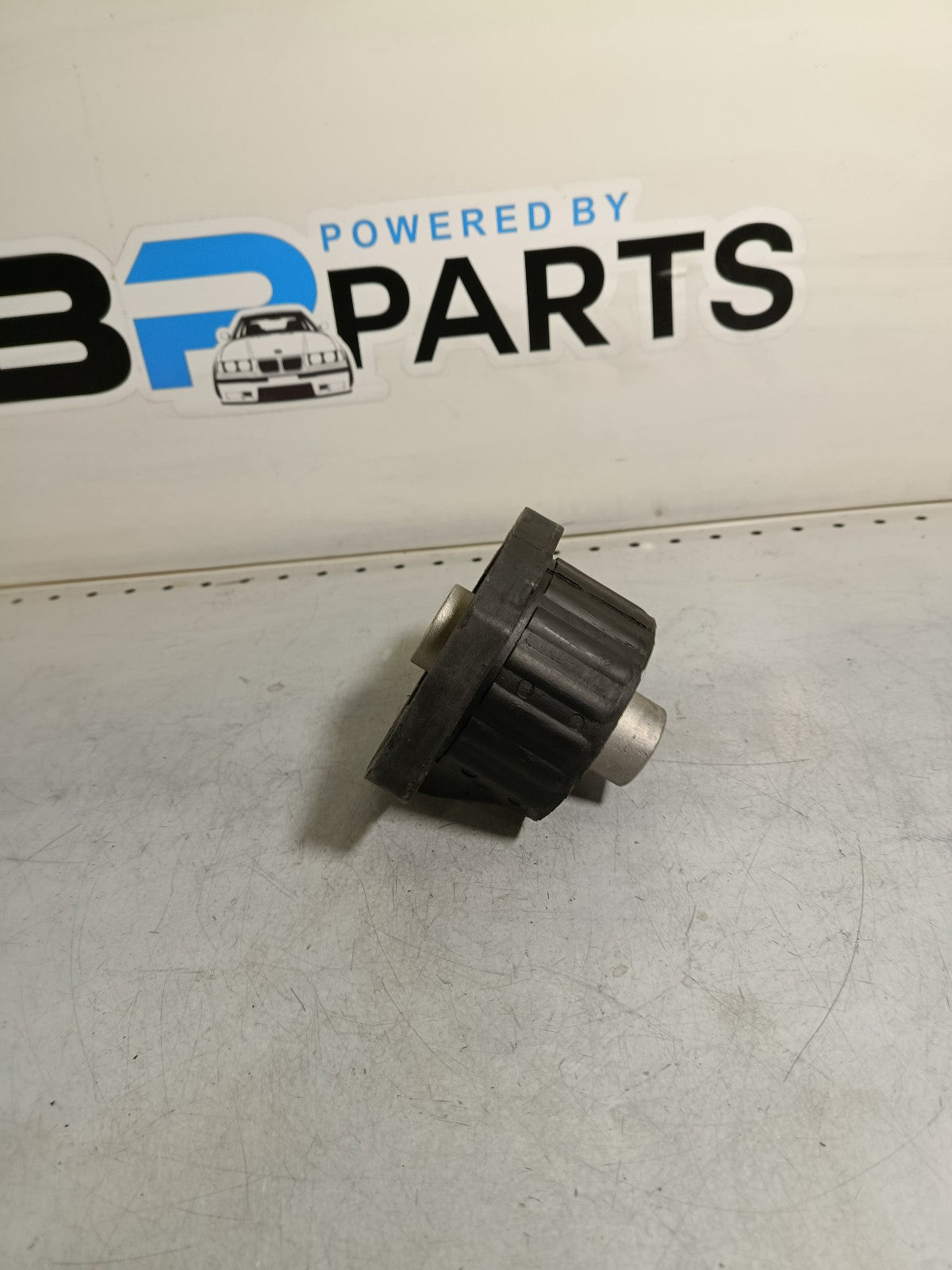 BMW X5 e53 2001 -2003 Vaico V200540 Frame - Transmission Mount, Front