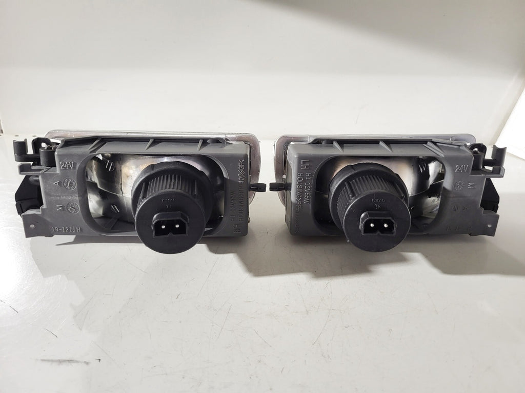 BMW E36 Fog lights left/ right 63178357389 63178357390 63178357397 63178357398