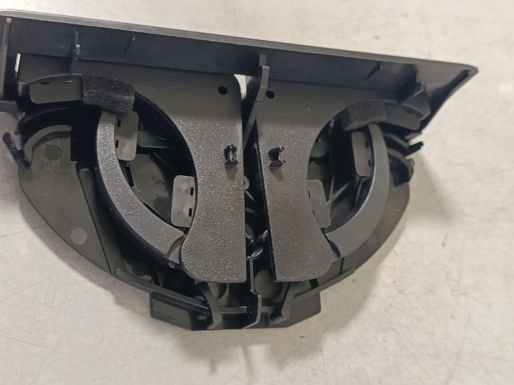 BMW E39 NTY EZC-BM-158 Rear CAN holder 51168184520
