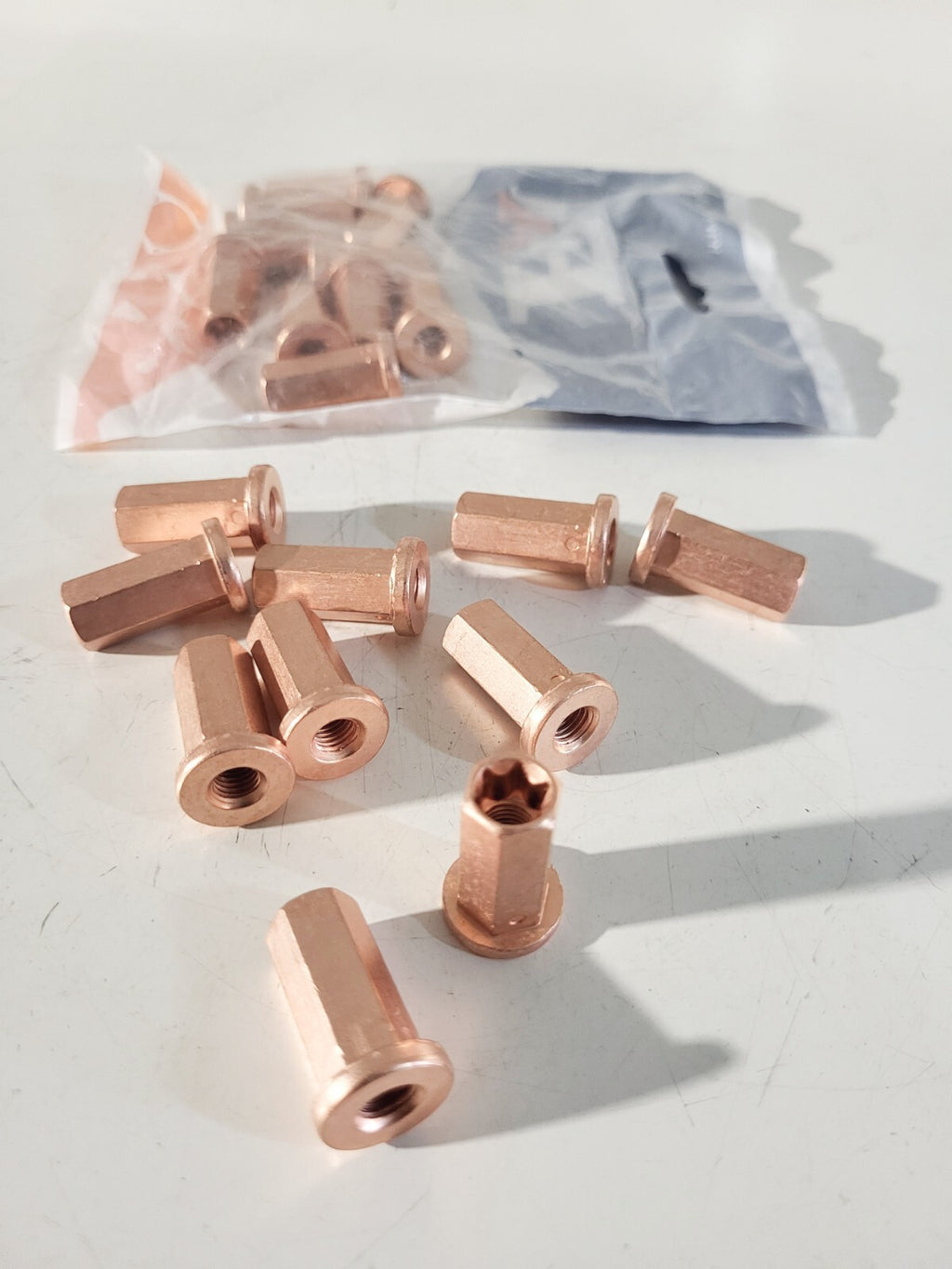 BMW E81 E87 E88 E46 E90 E91 E60 Retainer spring 1 psc 11377513873