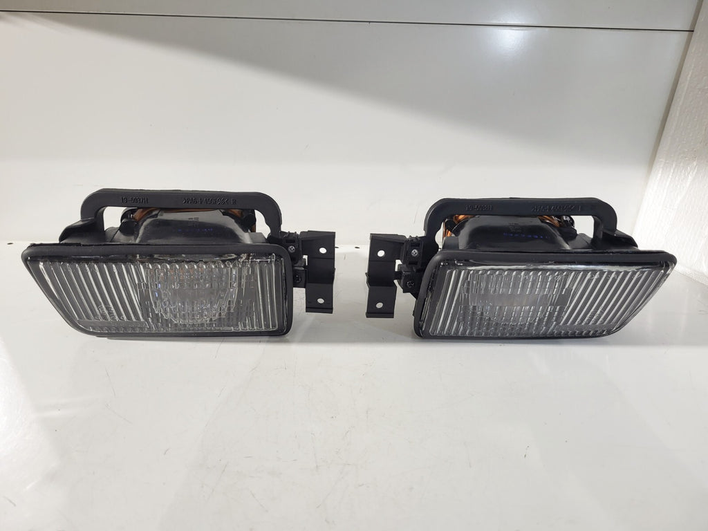 BMW E34 TYG Fog lights set 63178360941 63178360942