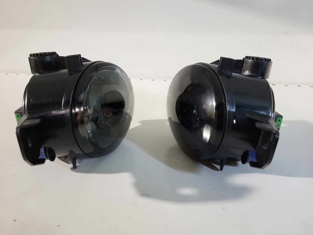 BMW E70 E81 E87 E84 Fog lights smoked left/right E83LCI 63176924655 63176924656