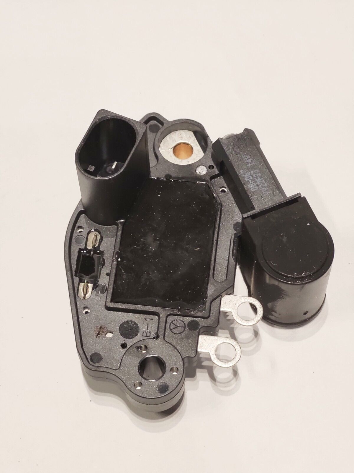 BMW E46 Voltage regulator 12317788246