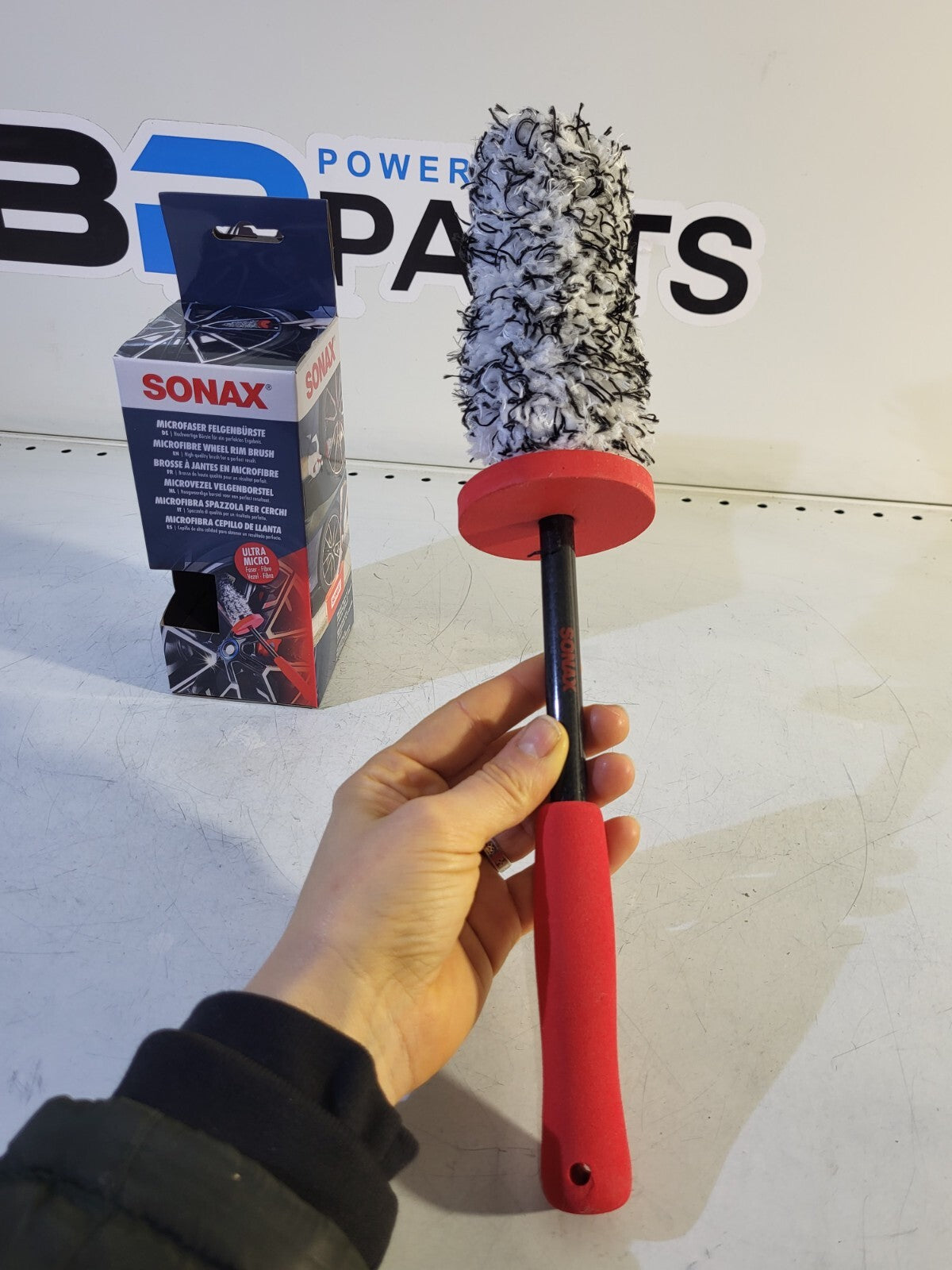 SONAX Microfibre Wheel Rim Brush 04179410