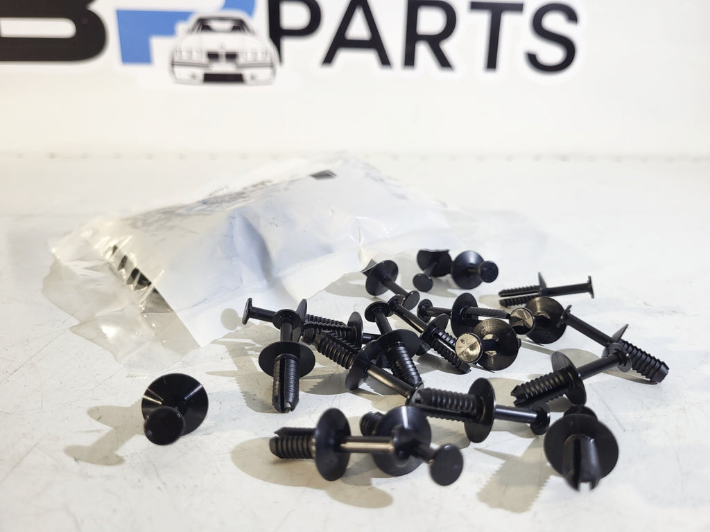 BMW Expanding rivet D = 6MM (not OEM )1psc 51111908077 V20-0731