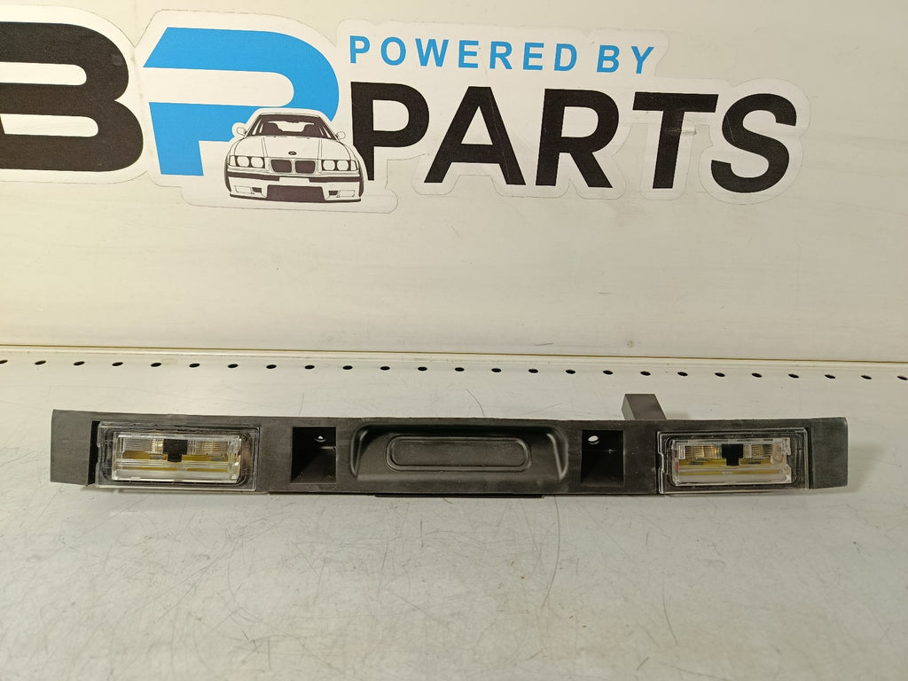 BMW e83 Trunk lid grip with key button 51133403611