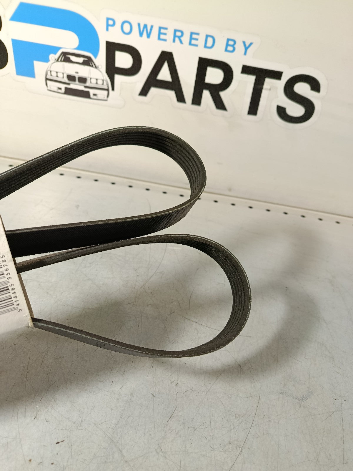 BMW Ribbed v-belt 11287792059 6PK2063 GATES
