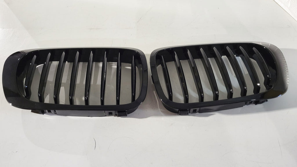 BMW E46 Coupe front grille high gloss black, not oem