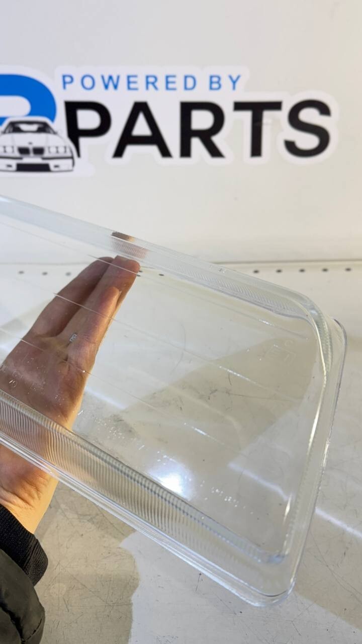 BMW E38 Right Cover Glass SBM1139R 63128361280