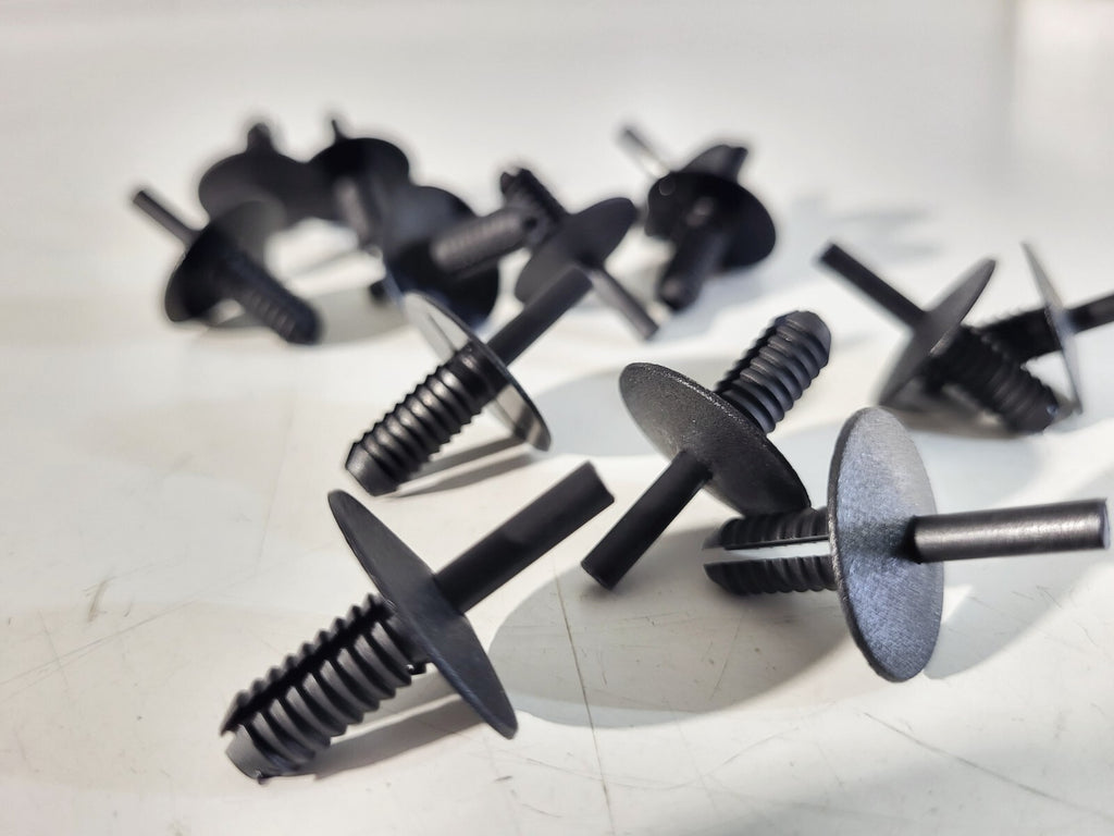 BMW E81 E87 E36 E46 E34 E39 E32 E38 E53 E83 Expanding rivet 1 psc 51111944537