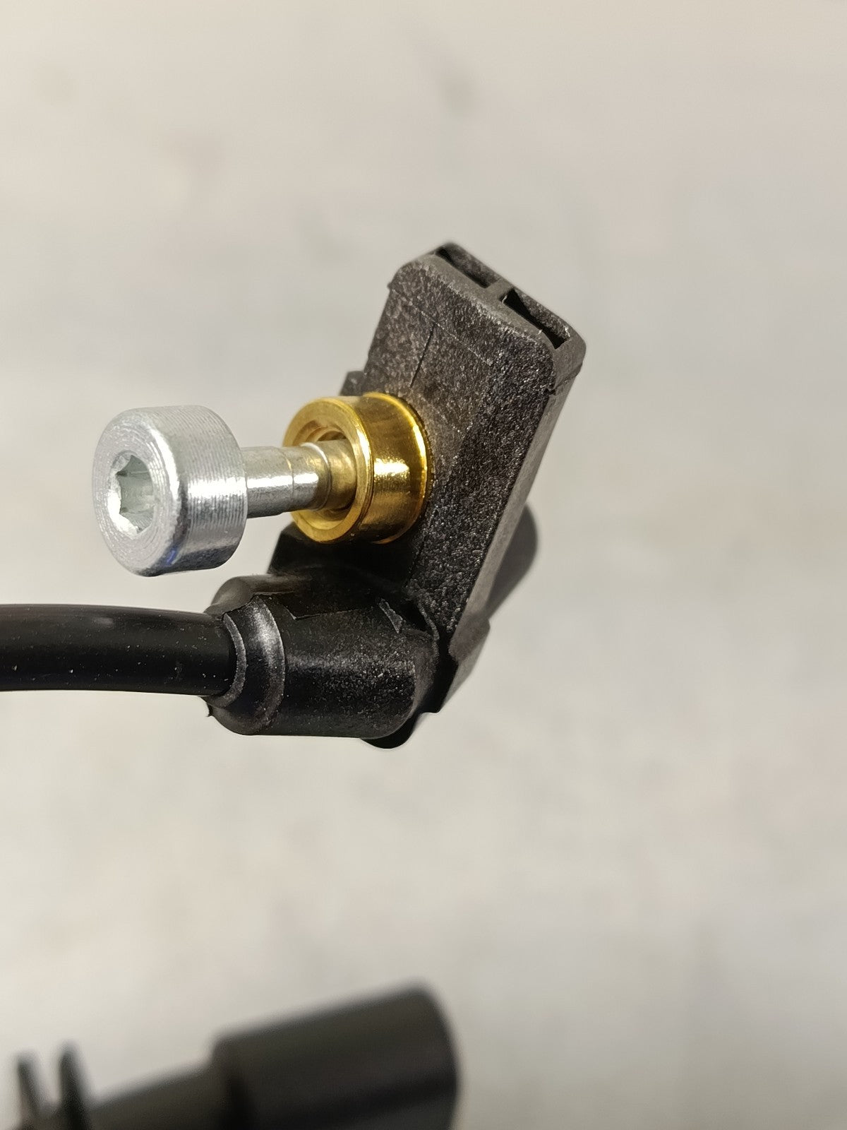 BMW Crankshaft sensor 13627809334 SWAG 33 10 3640