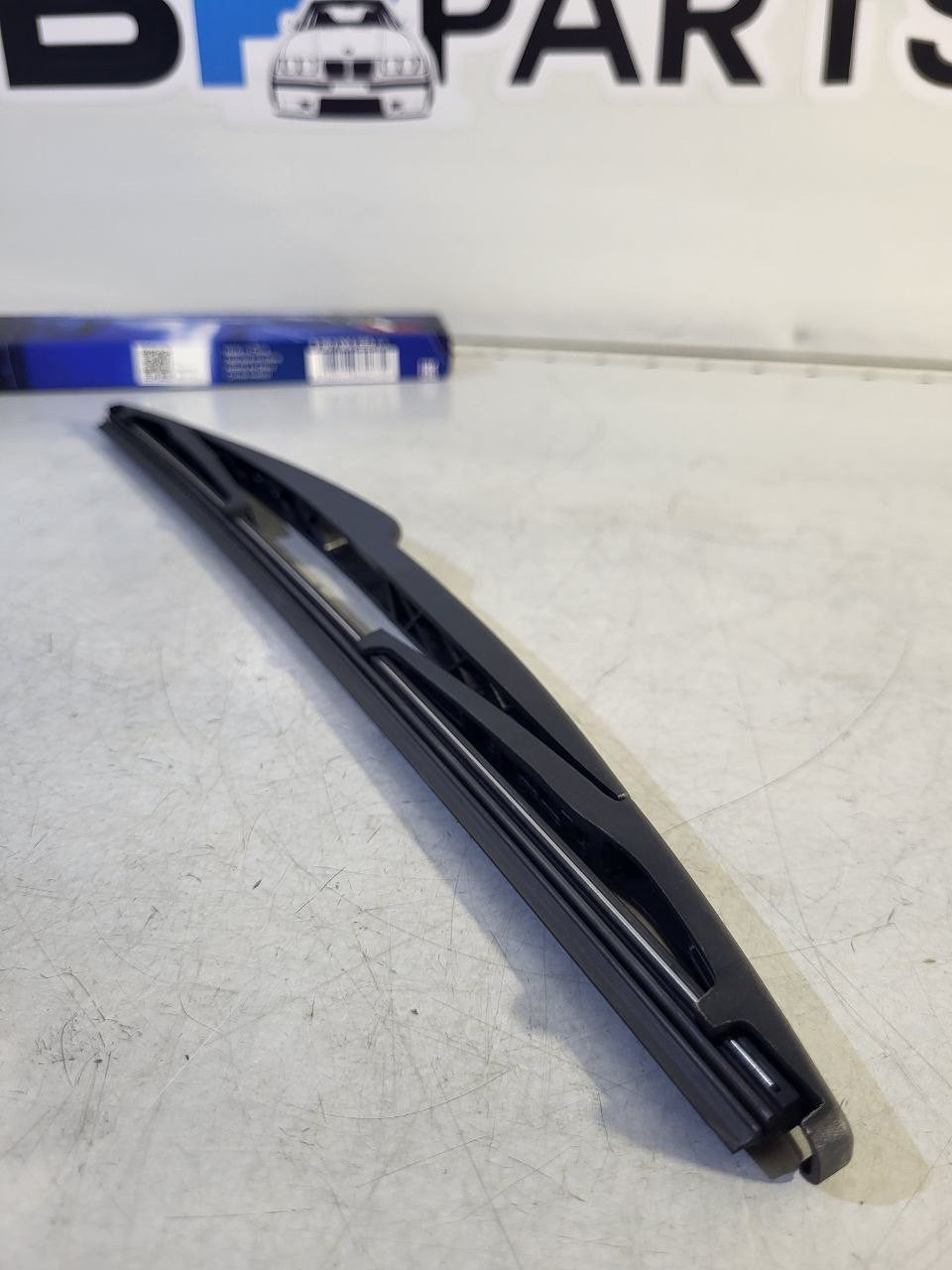 BMW X3 E83 Wiper Blade For Rear Window (BOSCH) 3397004559 61623428599