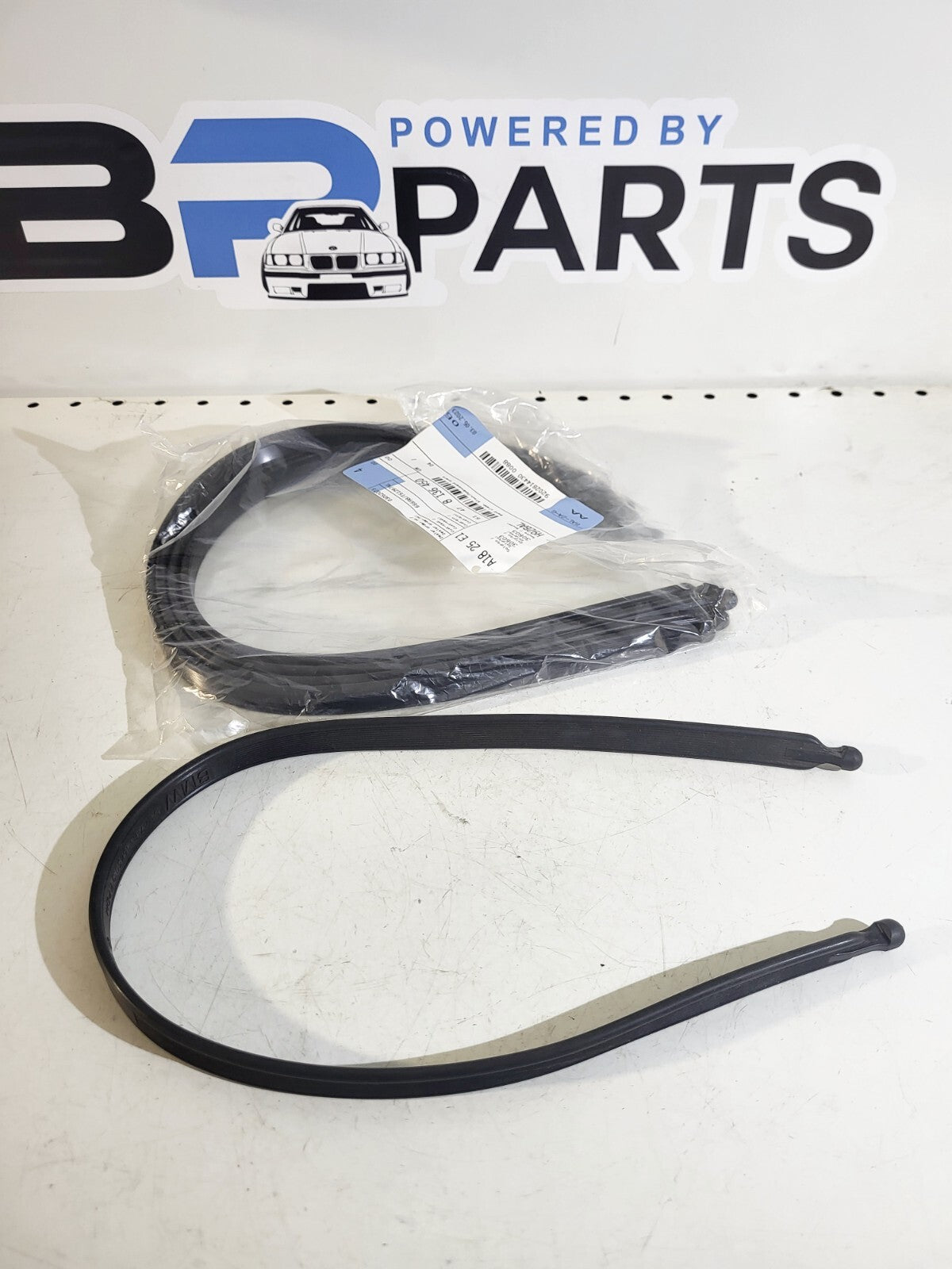 BMW rubber clamp, black L=590mm 51478136450 1pc