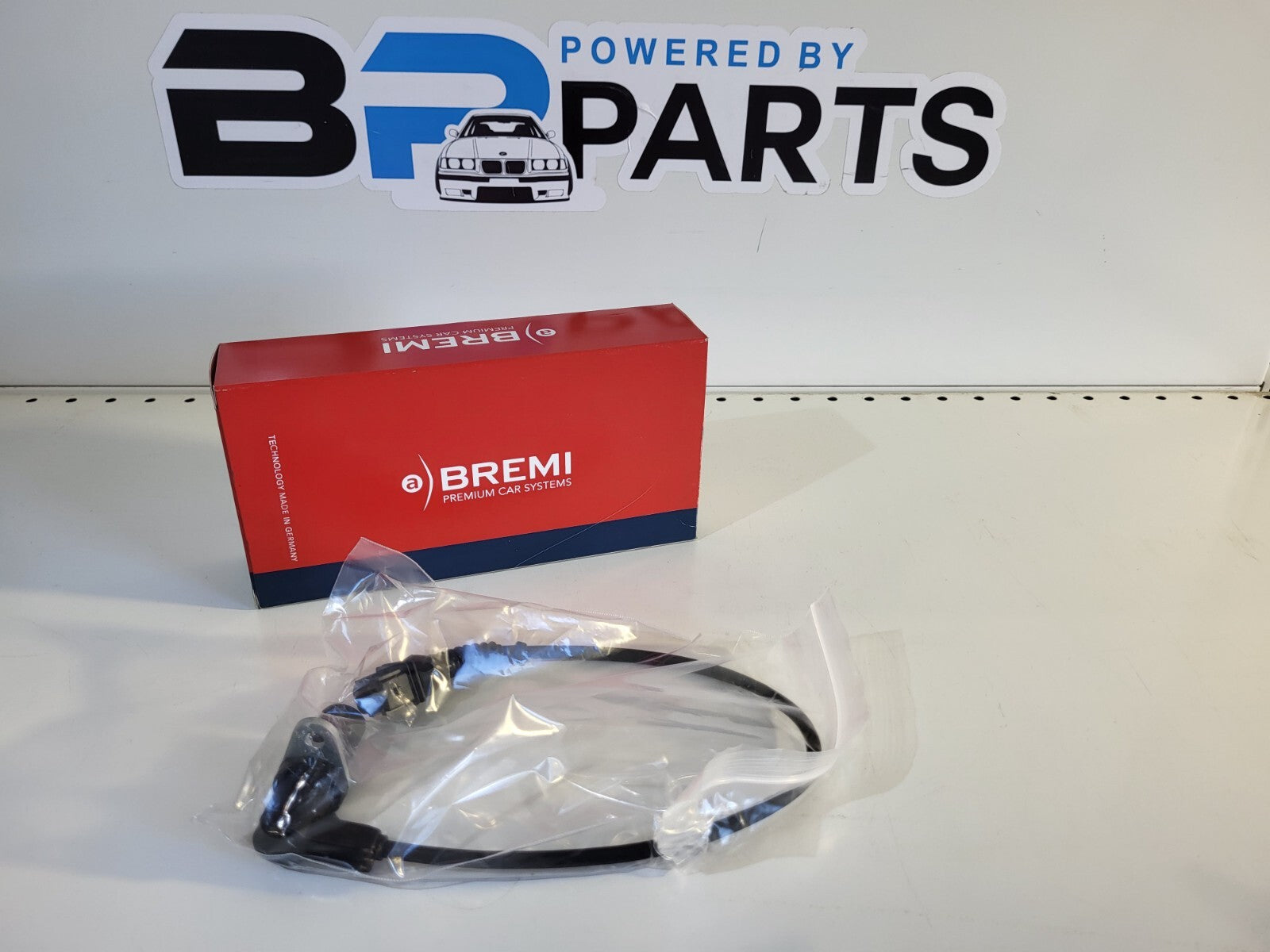 BMW Camshaft Position Sensor 12141703221