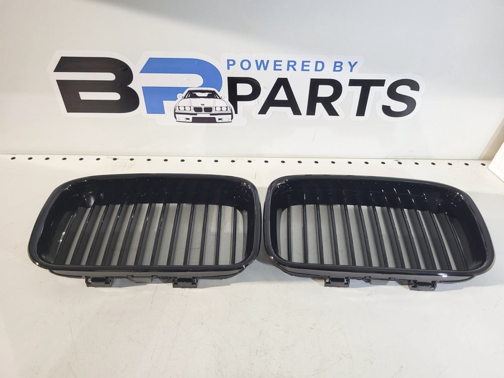 BMW E36 Kidney set High Gloss Black 51138122238 51138122237 NKFS36GL