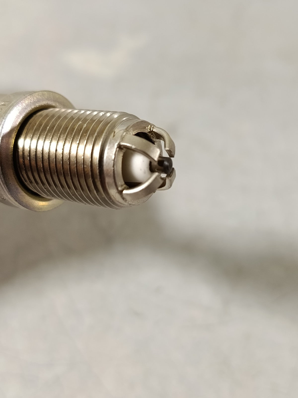 BMW e39 525i Spark plug 12120037607 BOSCH 0 242 232 501 6pc set