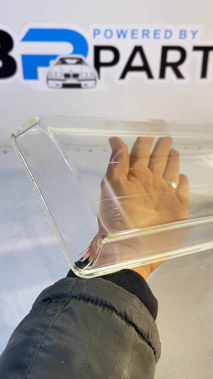 BMW E38 Right Cover Glass SBM1139R 63128361280