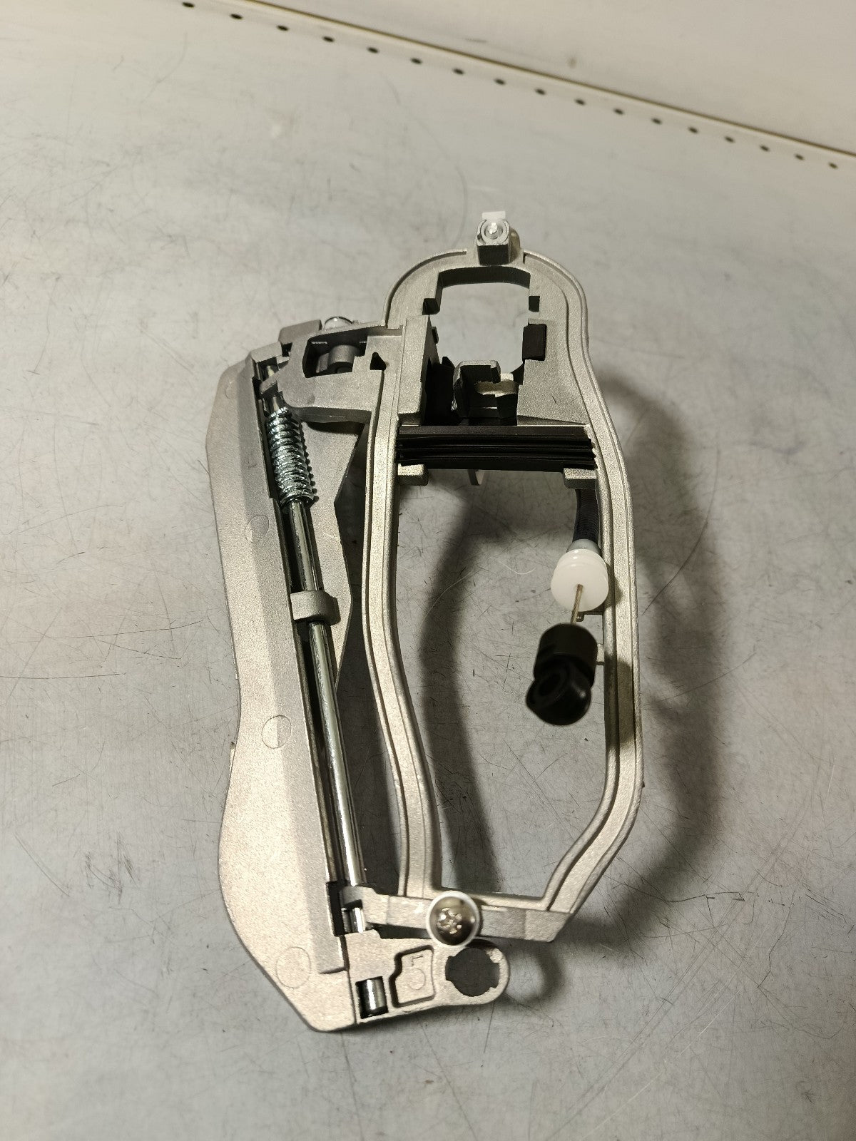 BMW E53 Carrier, outside door handle, front left 51218243615 ABAKUS 132-004-002