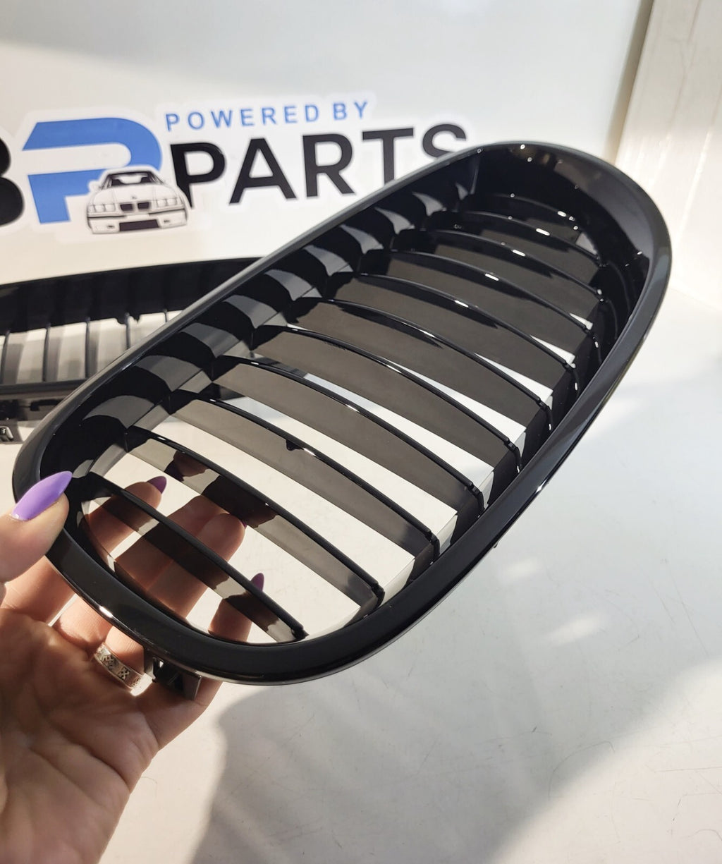 BMW E60 E60LCI E61 E61LCI Kidney set left/ right 51137027061 51137027062 N60KH