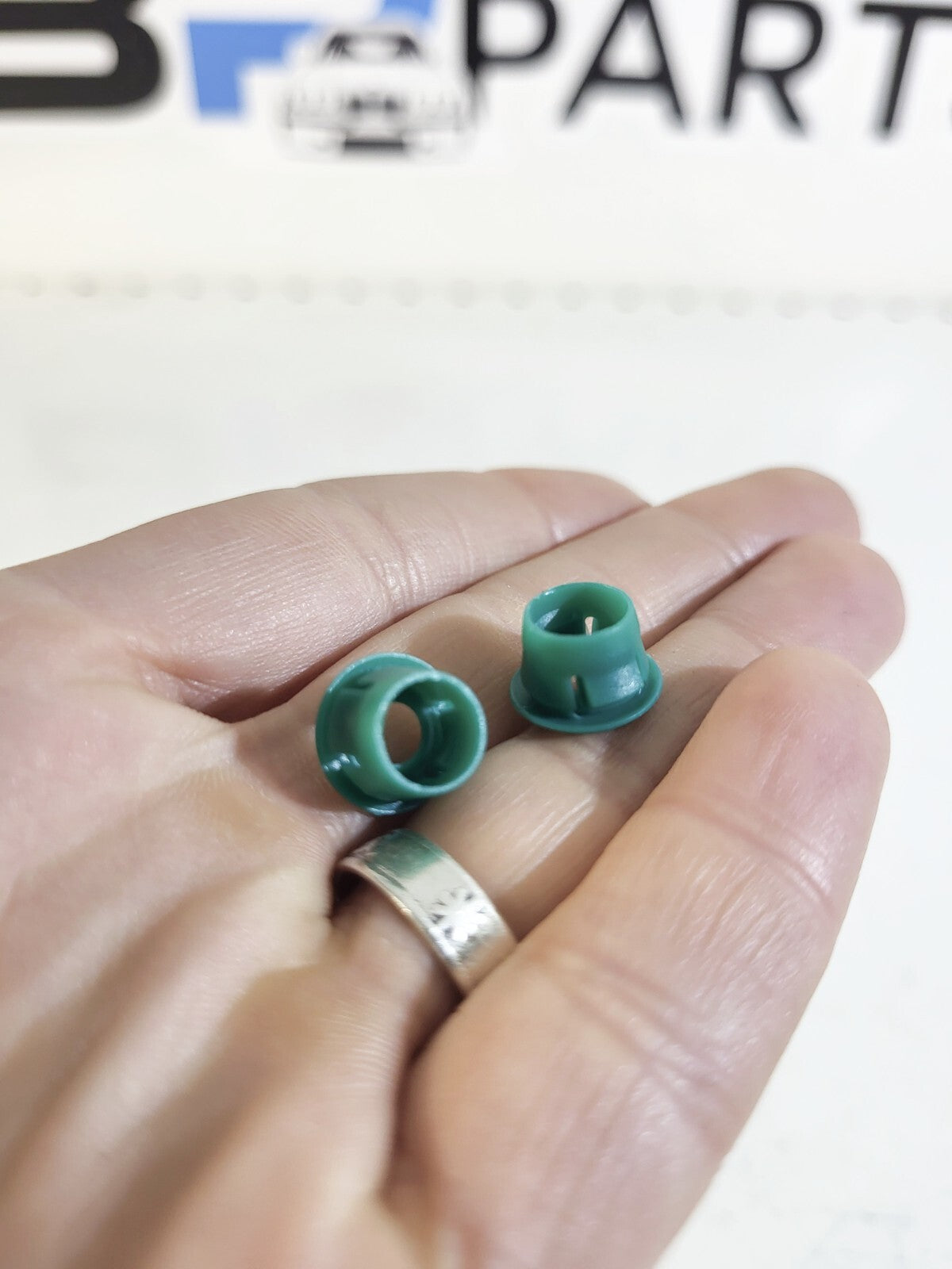 BMW Grommet 1psc, green D=9,1MM 51711932996