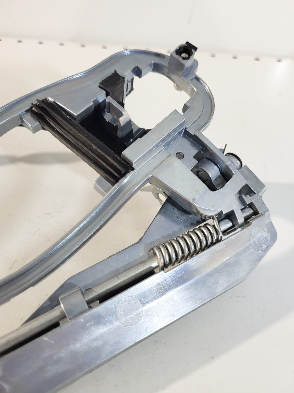 BMW E53 Carrier, outside door handle, rear right 51228243636