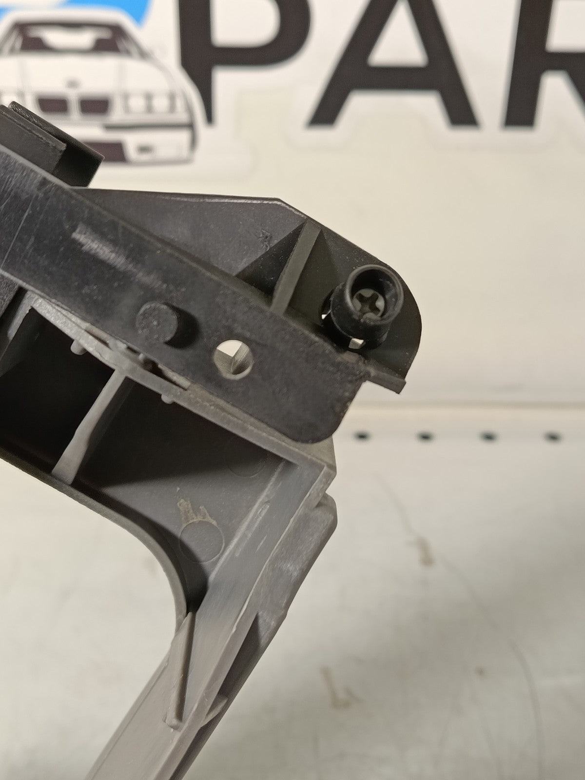 BMW e36 Supporting frame fog lamp right 63178357394
