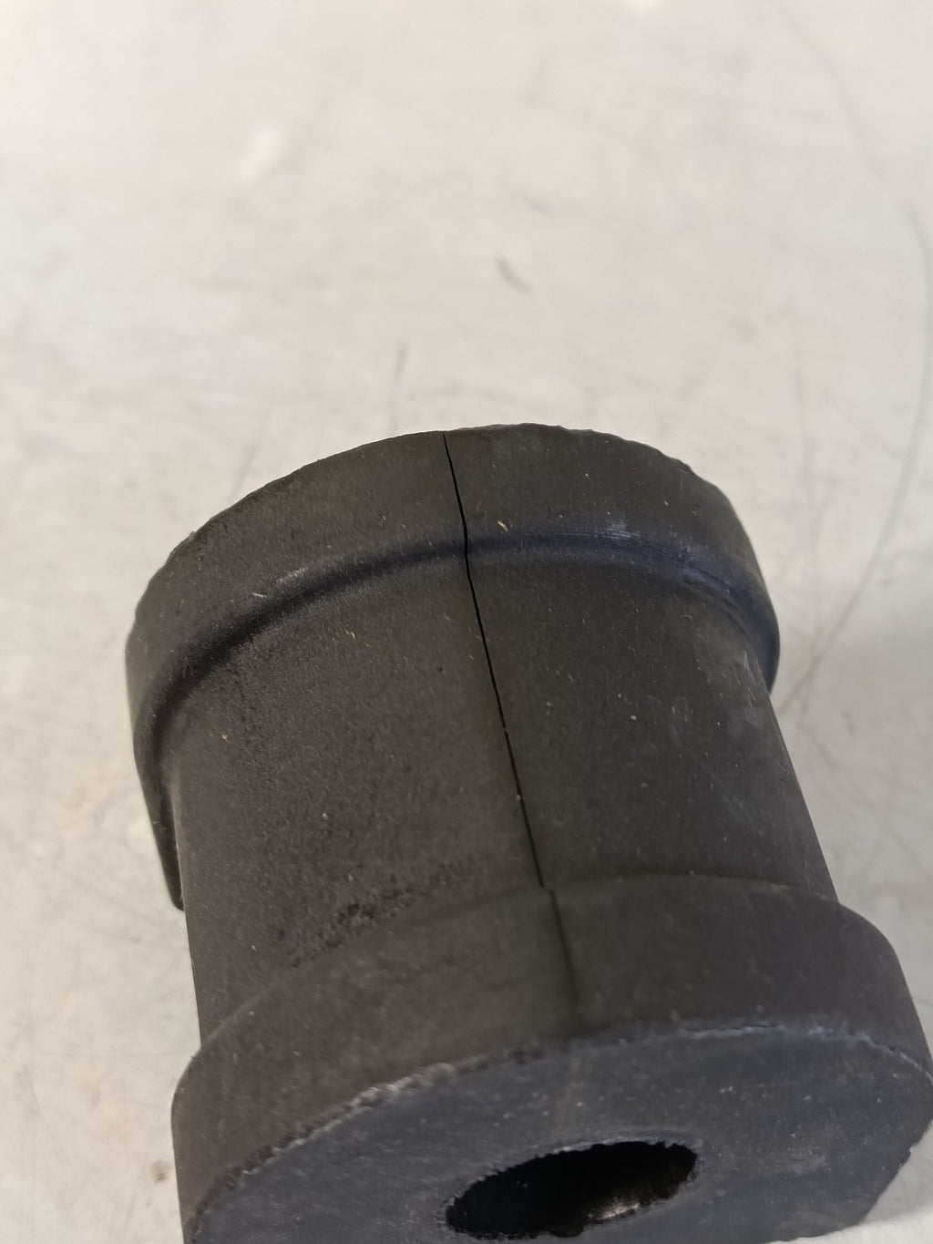 BMW e83 3.0d front Stabilizer rubber mounting 31303404065 FEBEST BMSB-E83F 22.5m