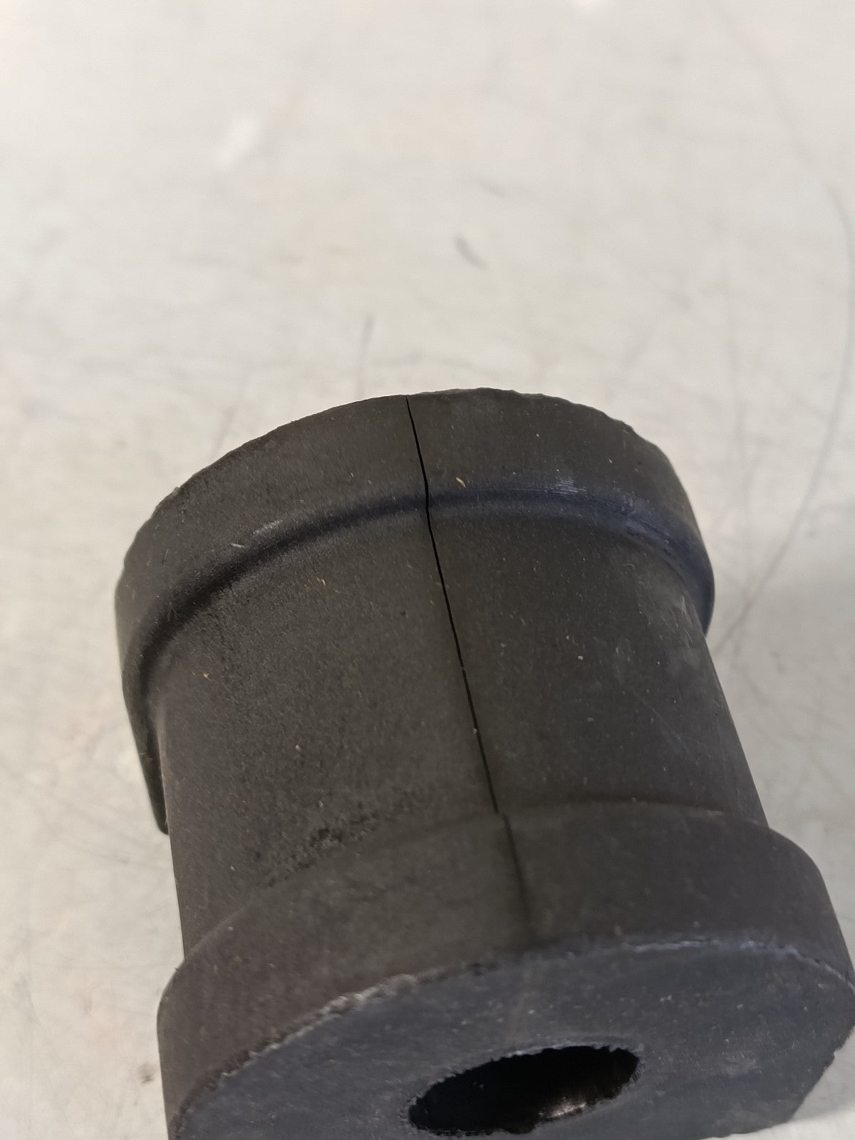 BMW e83 3.0d front Stabilizer rubber mounting 31303404065 FEBEST BMSB-E83F 22.5m