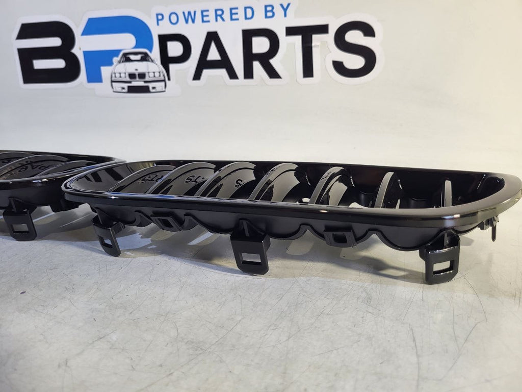 BMW X3 E83 Kidney Set High Gloss Black NKX3SHG 51133402909 51133402910