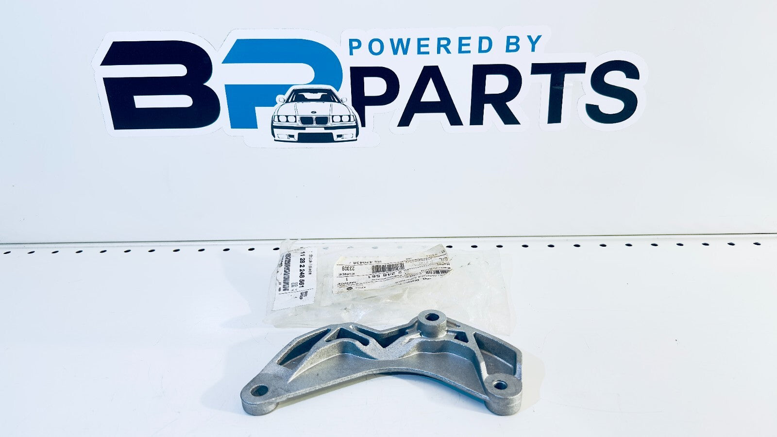 BMW E46 E38 E39 E53 Holder 11282248561