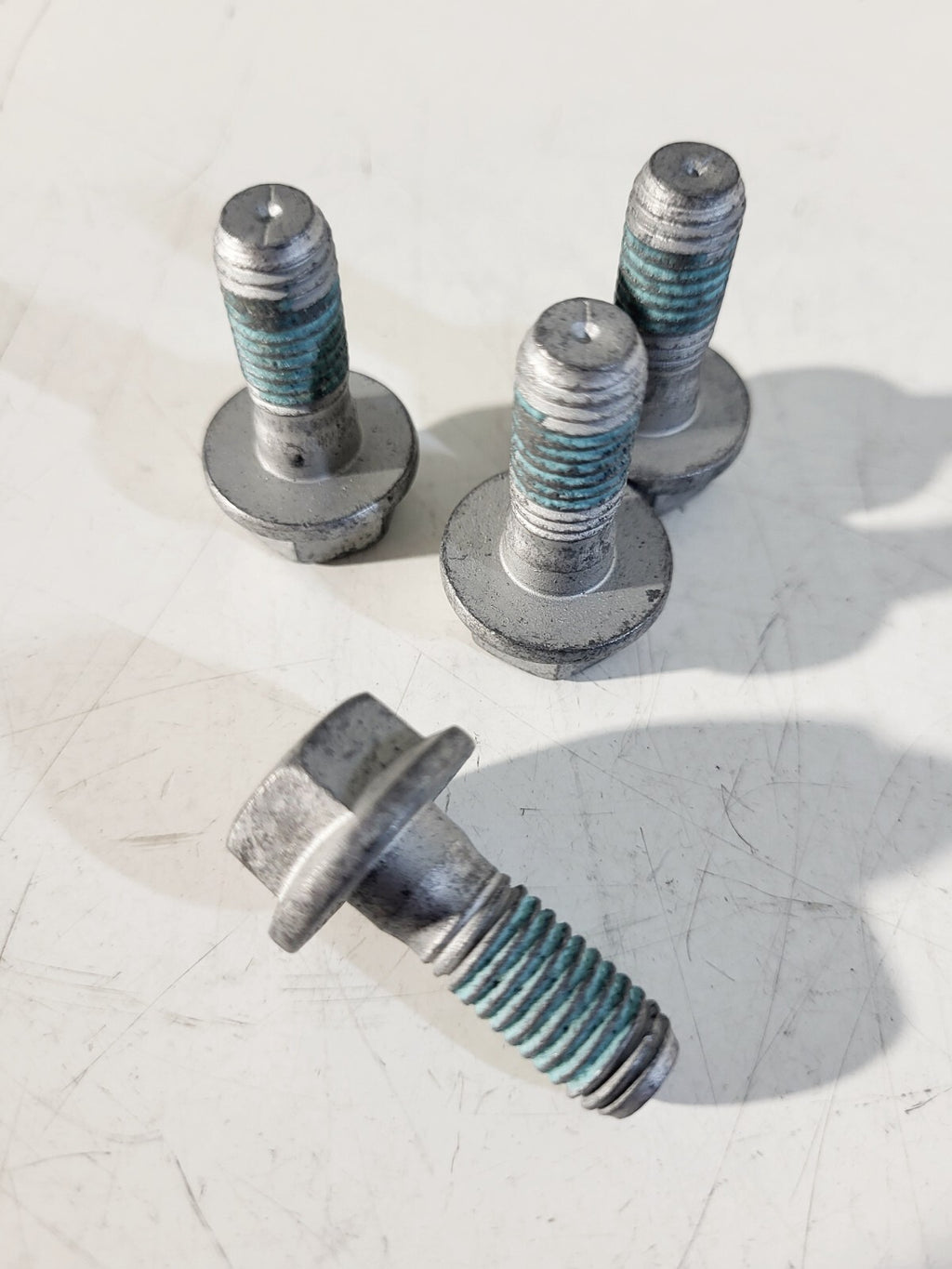 BMW E81 E87 E36 E46 E90 E34 Collar screw, micro-encapsulated 1psc 34203414763