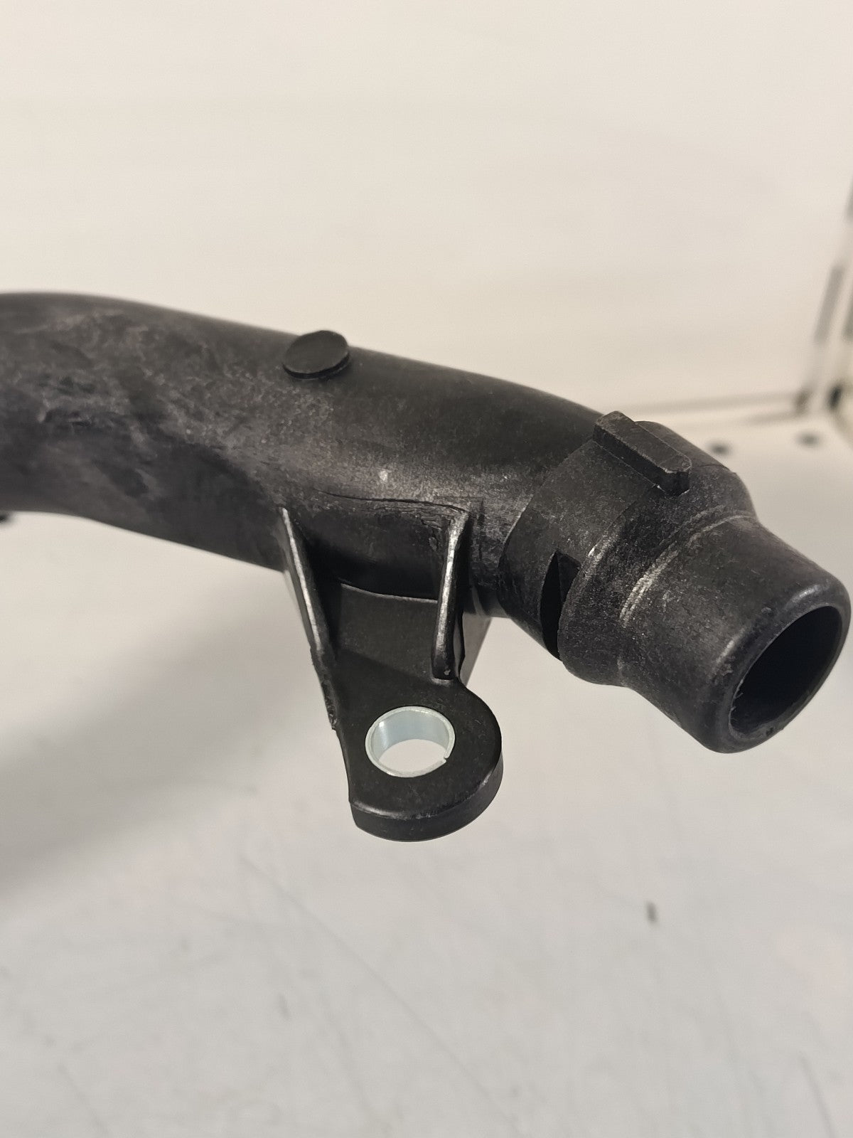 BMW Pipe, heater return-hose connection 11537802632 SWAG 20 10 1794