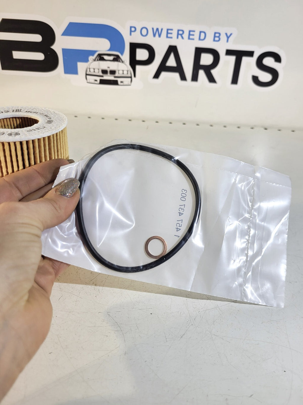 BMW E36 E46 E39 E60 E38 Set oil-filter BOSCH 11427512300 1457437003