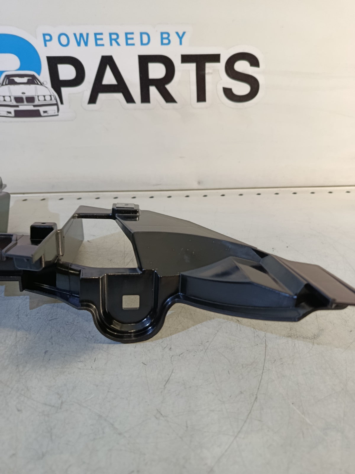 BMW X5 E53 Bracket Headlight Right (TYC) 63128386710