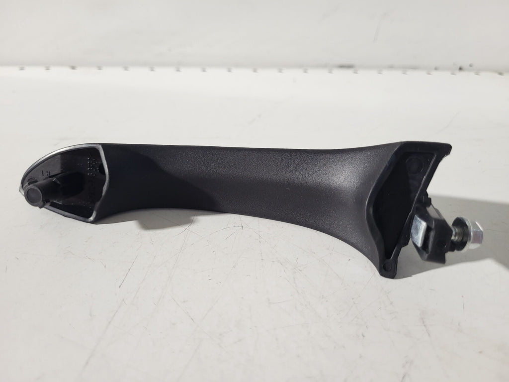 BMW X5 E53 door handle bracket right 51218243618