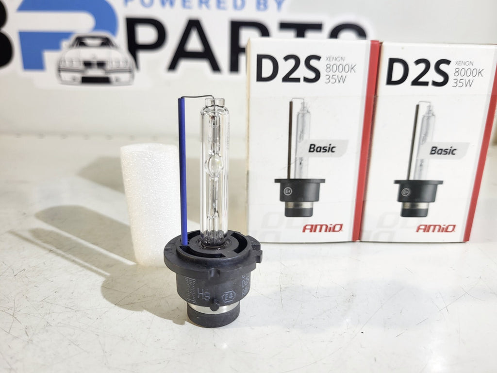 BMW E46 E60 E61 Bulb Xenon light D2S 8000K 1 psc 07119904790