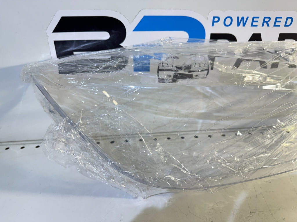 BMW F30 Right Headlight Cover 63117259524