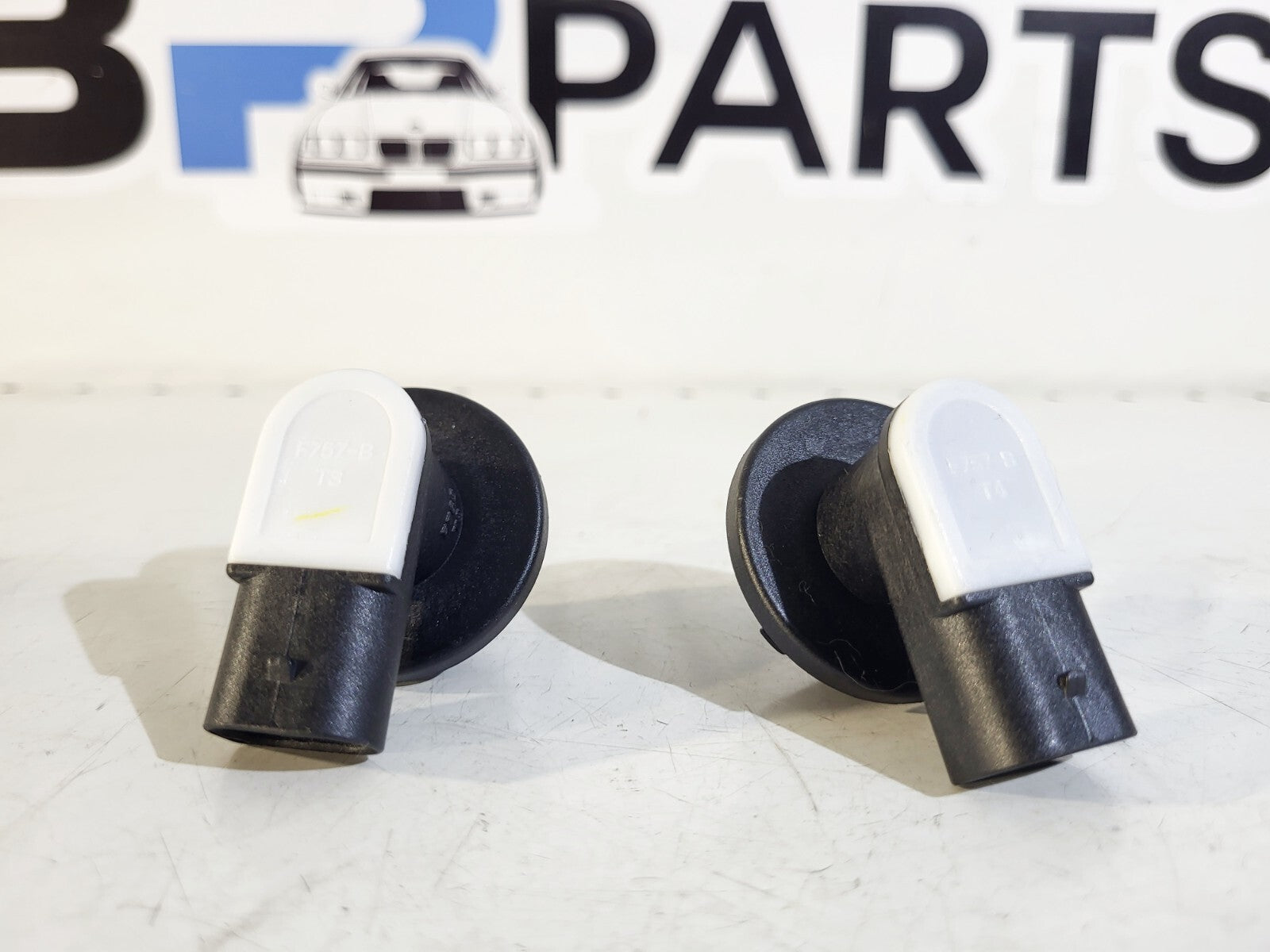 BMW E46 PFL Bulb socket 1psc 63138380211