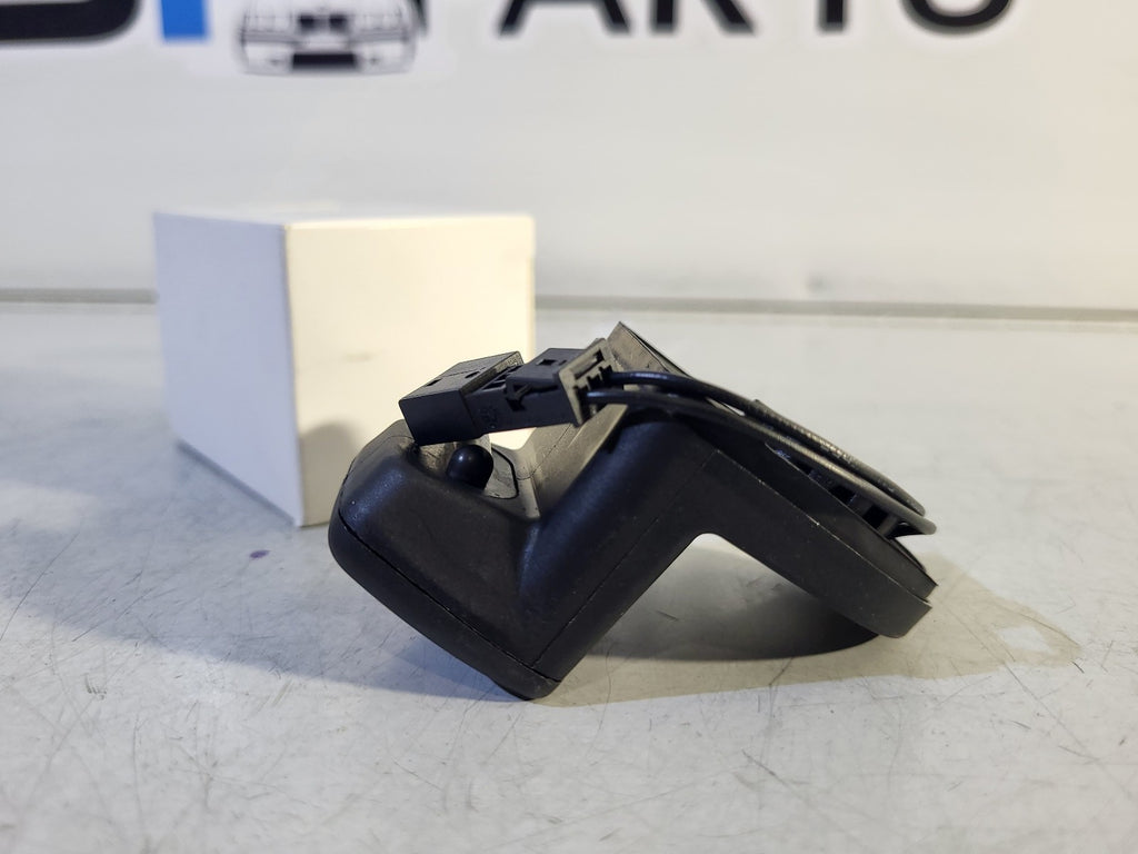 Rear window key button with micro switch E46 E91 E61 61319200673