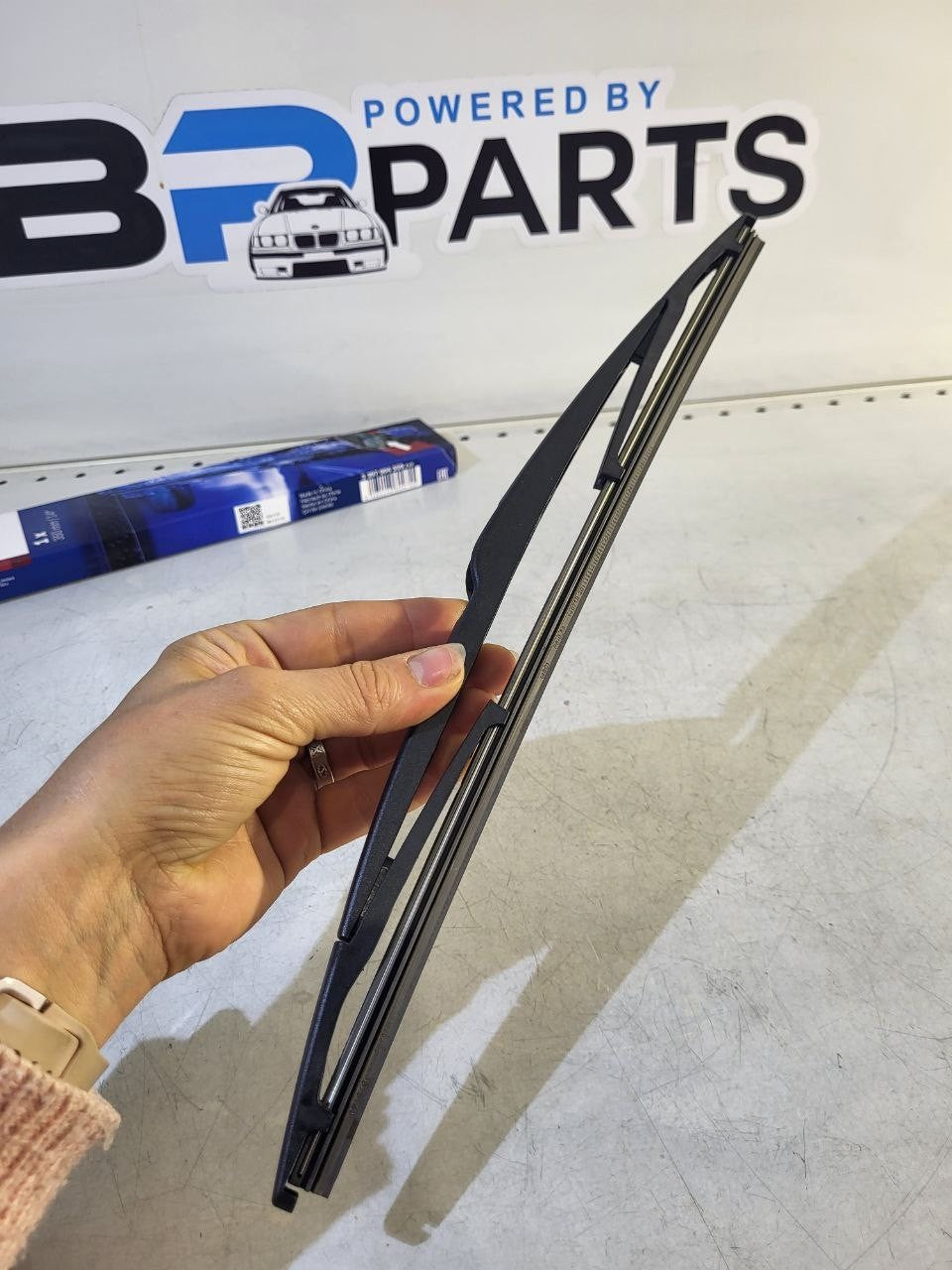 BMW X3 E83 Wiper Blade For Rear Window (BOSCH) 3397004559 61623428599