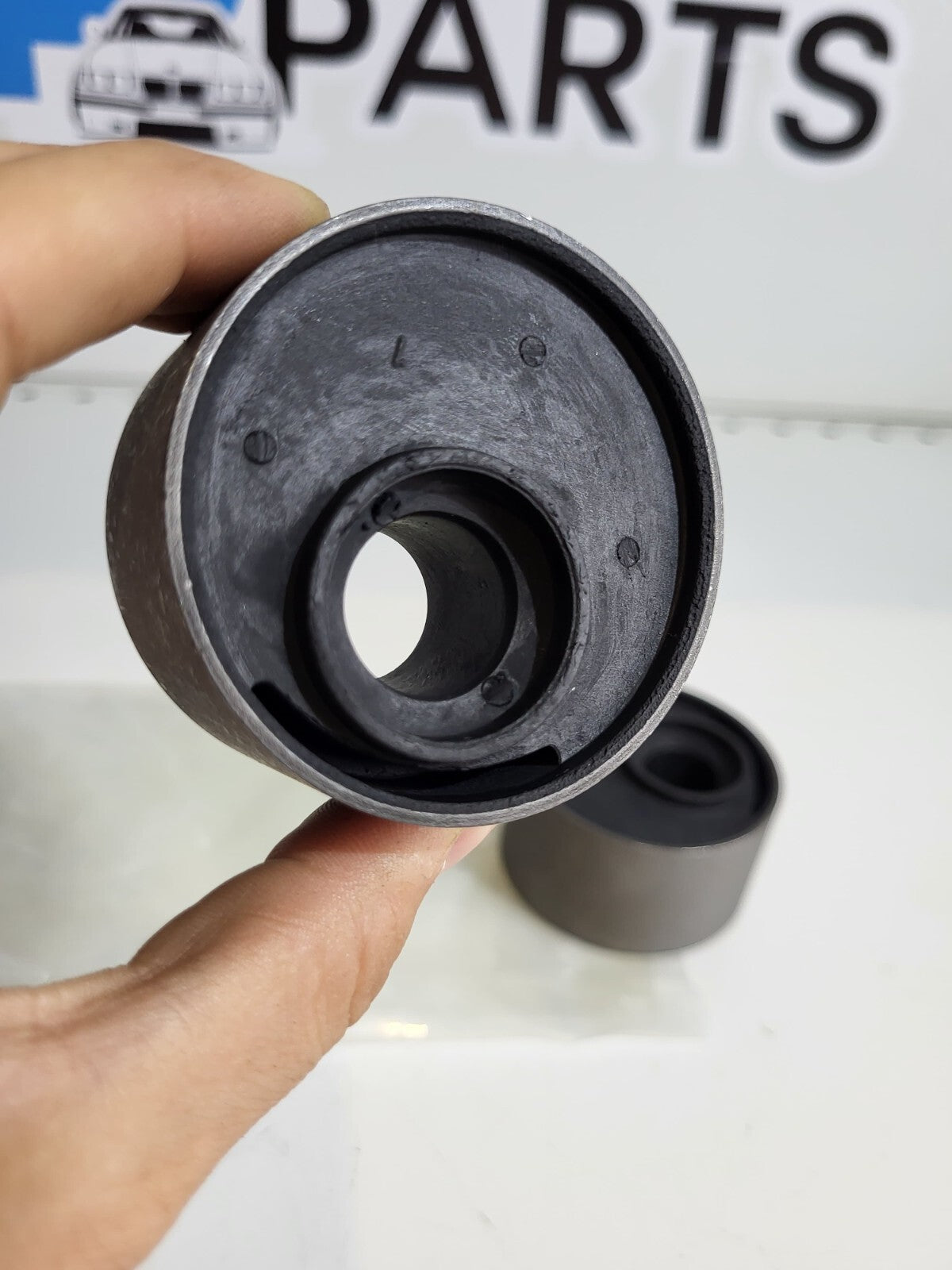 BMW E36, Z3 E36 Set rubber mounting f wishbone 31129064875